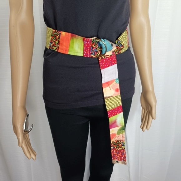 QUILTS BY MARA Cotton Patchwork Belt Calico & Asian Parasols Handmade NW… - Picture 8 of 8